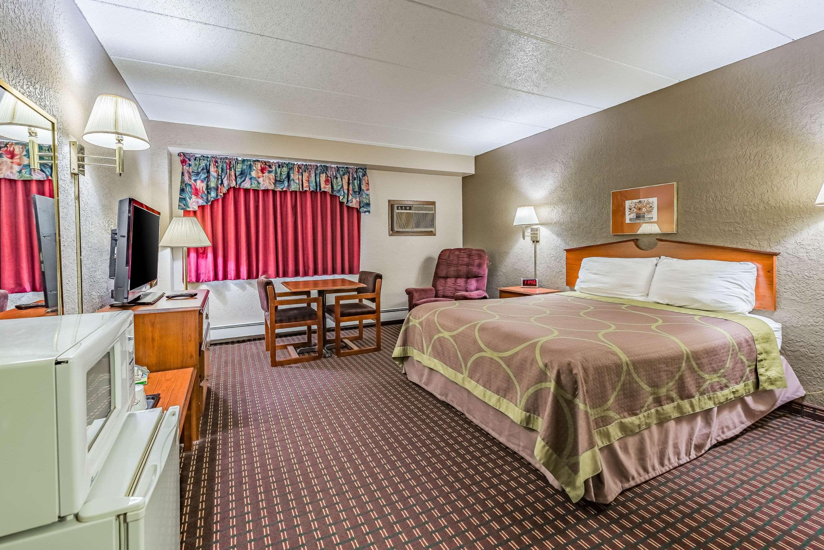 Rodeway Inn Saint Joseph Exterior foto